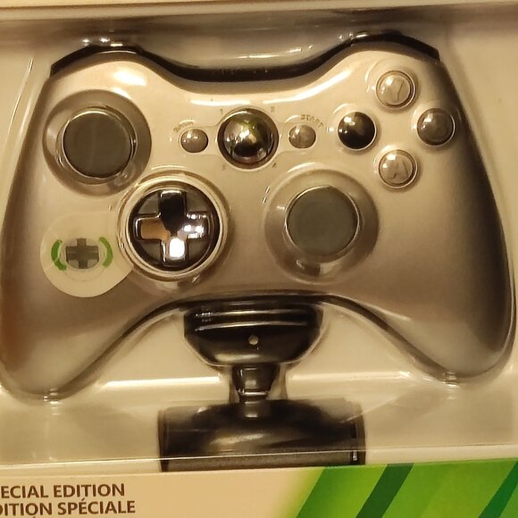 Sealed Microsoft XBOX 360 Wireless Controller Special Edition Play and Charge ki - Picture 7 of 11